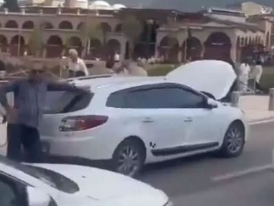 Bursa’da ilginç görüntü: Park yasağını delmek için akla hayale gelmeyen bir yol izlediler!