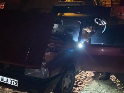 Bursa'da Oto Hırsızları, Polis Ekipleri Tarafından Yakalandı