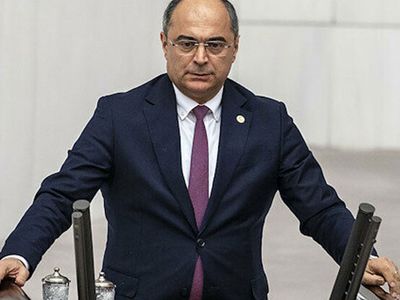 CHP Milletvekili Turan Aydoğan Kendisini Tanımayan Polise Ateş Püskürdü