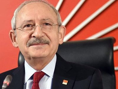 Kemal Kılıçdaroğlu LGBT Fahri Üyesi İlan Edildi