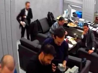 CHP’de para kulesi krizi büyüyor: Bu sefer Euro kulesi kameralara yansıdı!