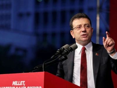 CHP'li İBB Başkanı kendisine soru sormak isteyen bir kadını önce susturdu sonra da kızdı