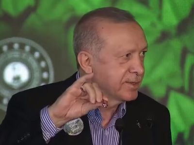 Cumhurbaşkanı Erdoğan'dan Ay Yıldızlı Çakı! ''Devamlı Yanımda Taşırım''