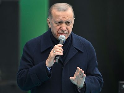 Cumhurbaşkanı Erdoğan’dan Murat Kurum açıklaması: “İstanbul’u kazanmak Murat kardeşimize çık yakışır”