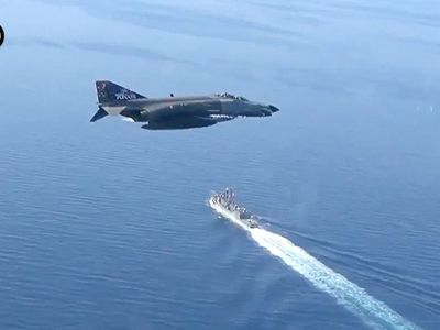 'Deniz Görev Grubuna Taarruz' Eğitimlerinde 101 Sorti Uçuş Yapıldı