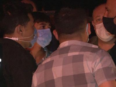 Denizli'de Bir Çocuk Kaybolan Telefonunu Getiren Adama Silahla Saldırdı