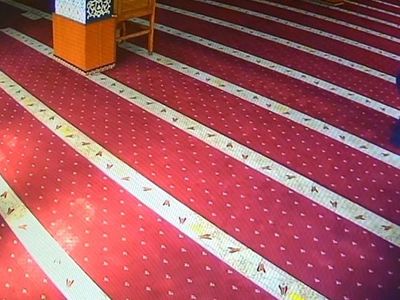 Diyarbakır'da 'Pes' Dedirten Hırsızlık! Camiye Girdi, Ses Cihazını Kefene Sarıp Çaldı