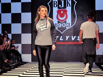 Esra Erol'a Sürpriz!