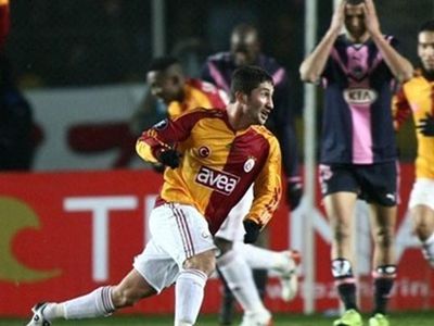 Galatasaray 4-3 Bordeaux'u UEFA Kupasının Dışına Etmişti