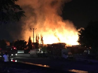 Gaziantep’te Çıkan Yangında Ahşap Palet Fabrikası Kül Oldu