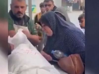 Gazze'de yaşanan katliam yürekleri dağladı: Babanın dramı izleyenleri gözyaşlarına boğdu