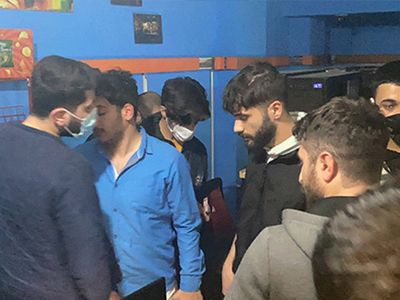 Gece Saatlerinde Açık Olan İnternet Kafeye Baskın