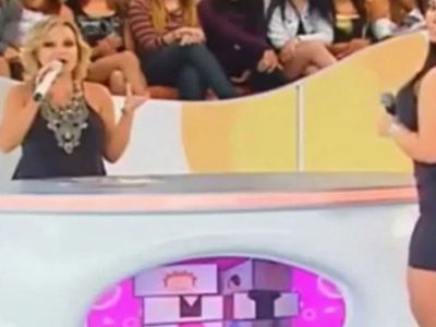 Canlı Yayında Bildiğin Twerk Yaptı!