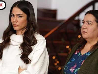 Hülya Duyar'ın Kıvrak Dansı Herkesi Hayran Bıraktı!