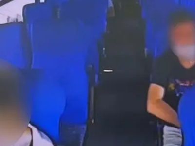 İETT Otobüsünde İğrenç Olay! 'İstanbulkart' Yakalattı