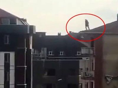 İntihar Eden Adamın Atlama Anları Kamerada
