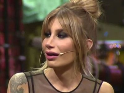 İrem Derici: Silikon Taktırdıktan Sonra Kendimi Gerçek Bir Kadın Gibi Hissettim