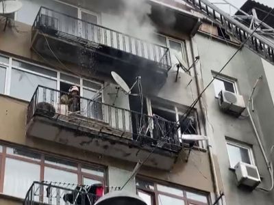 İstanbul Fatih'te Balkonda Can Pazarı