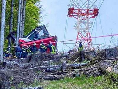 İtalya'da Teleferik Kazası: 14 Ölü