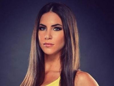 Jen Selter'in Spor Yaparken İç Çamaşırı Koptu