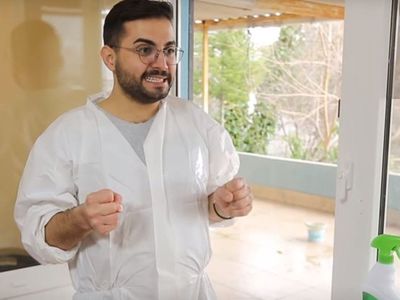 Kadir Ezildi Cam Silerken Aşağı Düştü!