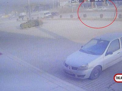 Bursa'da Feci Kaza! 2 Kişi Hayatını Kaybetti, 3 Yaralı