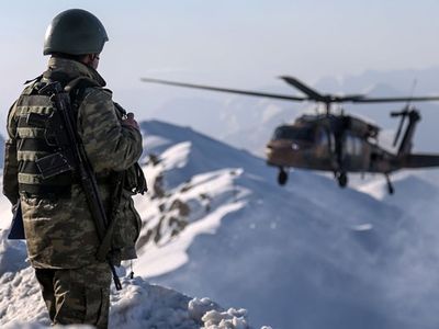Kandil'de 4 PKK Hedefi Vuruldu