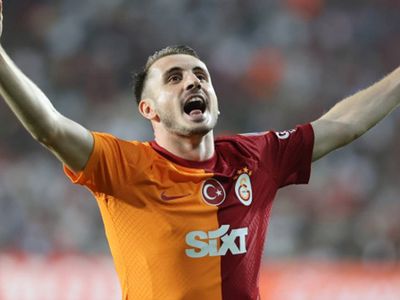 Kerem Aktürkoğlu'nun stat çıkışı görüntüleri gündem oldu: Sende mi beni sevmeyenlerdensin?