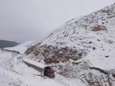 Çin'e Giden İlk İhracat Trenimiz Kars'tan Geçerken Görüntülendi!