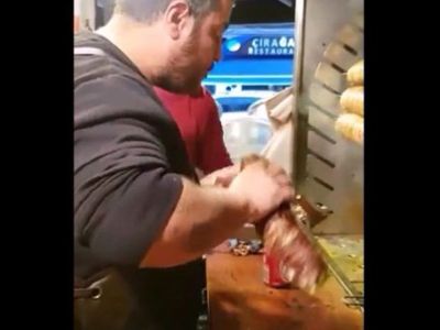 Kokoreci Dürüm Yer Gibi Gömen Dayı