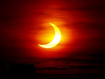NASA Duyurdu! Kuzey Yarımkürede Halkalı Güneş Tutulması Başladı