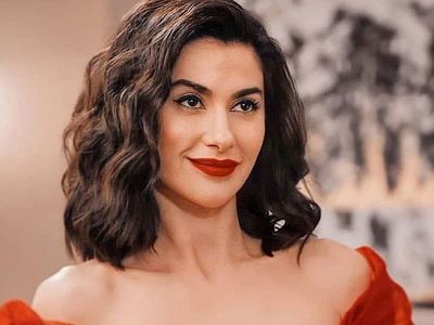 Nesrin Cavadzade'nin Dans Performansı Gözleri Doldurdu!