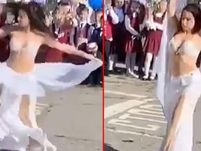 Okul Açılışında Dansöz Kıyafeti Giyip Oynayan Öğretmen Tepki Topladı!