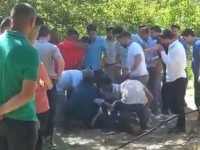 Ölümün nereden geleceği belli olmuyor! Elazığ'da halay başı çeken adam kalp krizi geçirerek bir anda yere yığıldı