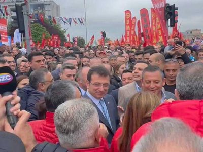 Özgür Özel seslendi: Provokatif saldırılar başladı! Saraçhane’de son dakika!