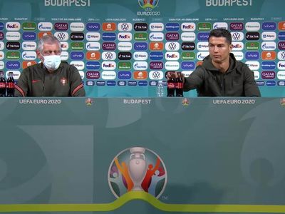 Ronaldo'nun Coca-Cola Tepkisi 4 Milyar Dolara Mal Oldu
