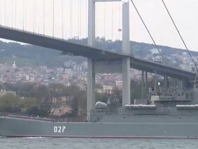 Rus Savaş Gemileri İstanbul Boğazı’ndan Karadeniz’e Geçti