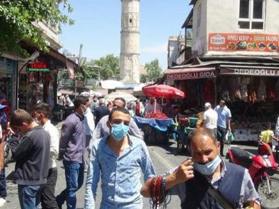 Şanlıurfa’da Vatandaşlar 40 Derece Havaya Dayanamadı