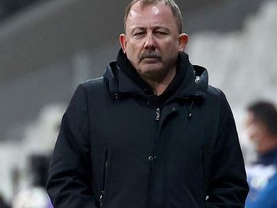 Sergen Yalçın Yıldız Futbolcuyu Kadrosuna Dahil Etmek İstiyor