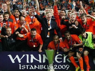 Shaktar Donetsk UEFA Kupası'nın Sahibi Oluyor
