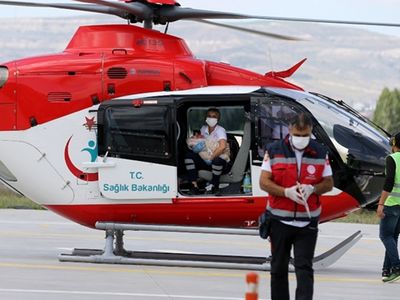 Sivas'ta Zatürre Hastası Minik Meliha Bebek İçin Ambulans Helikopter Havalandı
