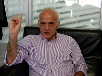 Spor Yorumcusu Ahmet Çakar Canlı Yayında Beşiktaş'tan Özür Diledi!