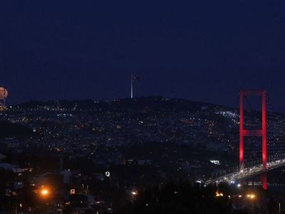 Süper Çiçek Kanlı Ay Tutulması Görenleri Büyüledi