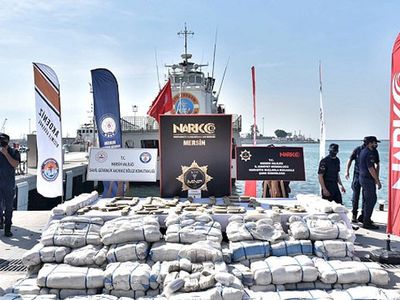 Suriye Açıklarındaki 'Onur Operasyonu'nda 6 Tutuklama