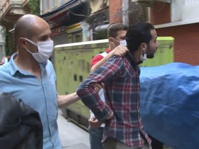 Taksim'de Filistinli Turistin Cep Telefonunu Tunuslu Hırsız Çaldı