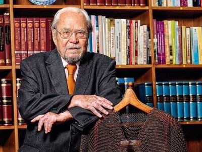 Tarihçilerin Kutbu Halil İnalcık Kimdir?