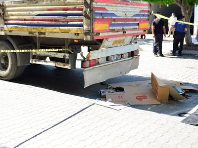 Tır, elektrikli bisikletteki Enes’i Hayattan Kopardı