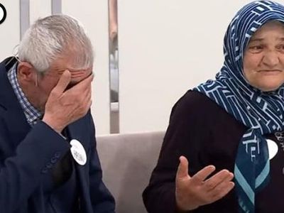 Torunlarının Evlendiğini Öğrenen Dede ve Babaanne Yıkıldı!