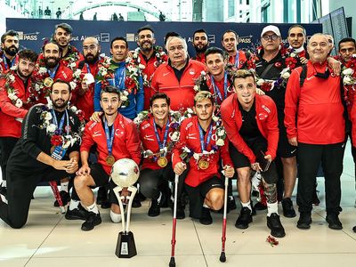 Türk Hava Yolları'ndan Ampute Futbol Takımımıza Duygulandıran Konuşma!