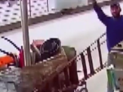 Yalova'da Skandal Olay! Utanmadan pişkin pişkin kameraya el salladı: Bu kadarı da olmaz dedirtti